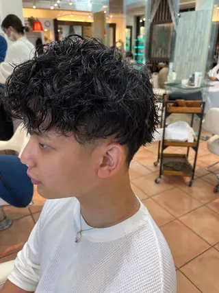 パーマ メンズ 韓国風カット メンズosugiのヘアスタイル