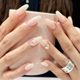 ネイル Hana NAIL所属・🩵 Rin🩵のネイルデザイン