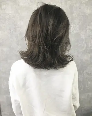 ミディアム カラー レイヤーカット BLend 渋谷のヘアスタイル