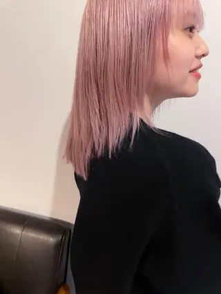 ミディアム カラー silo所属・silo MOKA 顔周りカット🦦のヘアスタイル