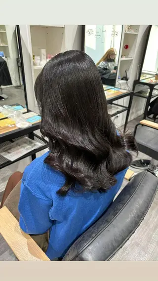 セミロング 艶髪レイヤー上田 紗也🇰🇷💗のヘアスタイル