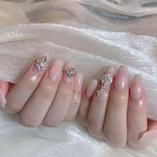 ミディアム タオ タオ Nailのネイルデザイン