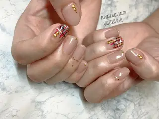 ネイル UNIVERSEnail所属・ネイリスト YUKIのネイルデザイン