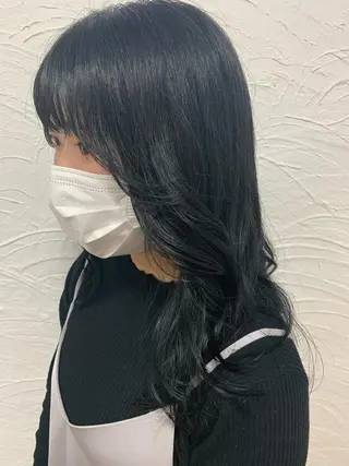 セミロング カラー 菅野 愛のヘアスタイル