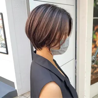 ショート カラー パーマ ヘアアレンジ メンズ キッズ ネイル マツエク・マツパ アイブロウ ハイライト、レイヤー カット/西梅田/中西のヘアスタイル