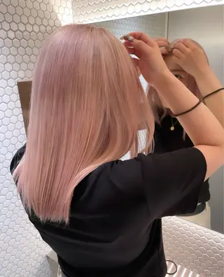 ミディアム カラー ALBUM GINZA所属・レイヤー特化 🎀モモカ🎀のヘアスタイル