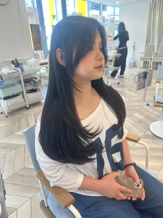 ロング ベージュ/レイヤー カット🤍Rieのヘアスタイル