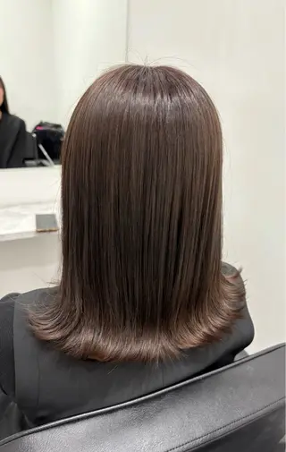 ミディアム カラー AI KIのヘアスタイル