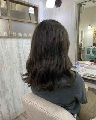 セミロング ネモトメイナ🌿‬ 今月末で退職しますのヘアスタイル
