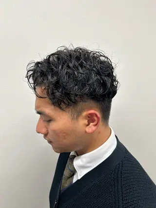 ショート パーマ メンズ DAN BRISE BARBER所属・馬上 拓海のヘアスタイル