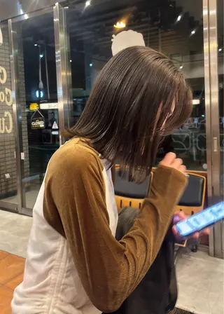 カラー SASAnagano 堀内未梨のヘアスタイル