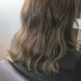 セミロング カラー LoRE hair 四条河原町　西尾友里のヘアスタイル