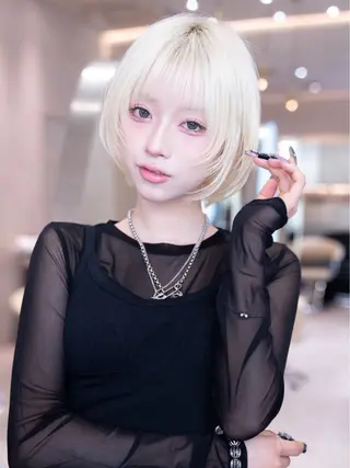 ミディアム カラー 渋谷/レイヤーボブ・ 韓国ボブ特化/楓のヘアスタイル