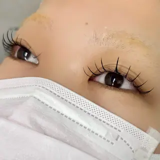 マツエク・マツパ シュクレ四日市店所属・Shucre 阪口のマツエク・マツパデザイン