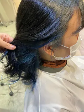 セミロング カラー 川越 輝梨奈のヘアスタイル