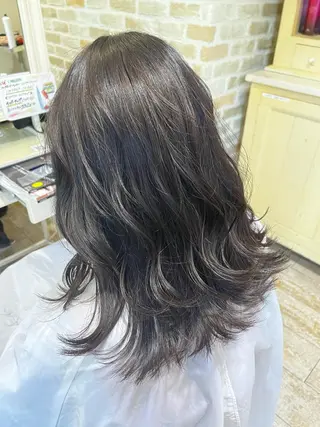 セミロング カラー 今里 雄大のヘアスタイル