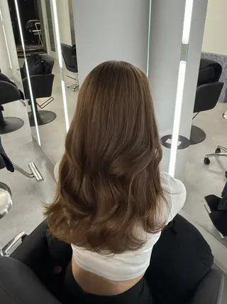 ロング 中西 優亜のヘアスタイル