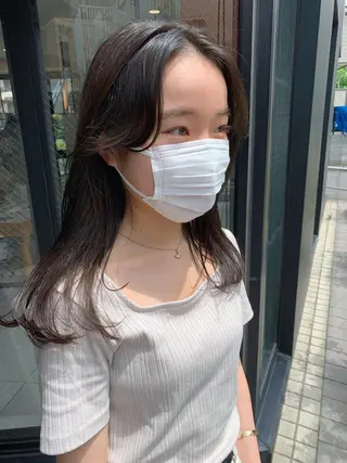 セミロング カラー TENELE所属・チバ タクミのヘアスタイル