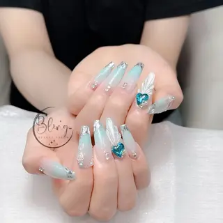 ロング Bling Salonのネイルデザイン