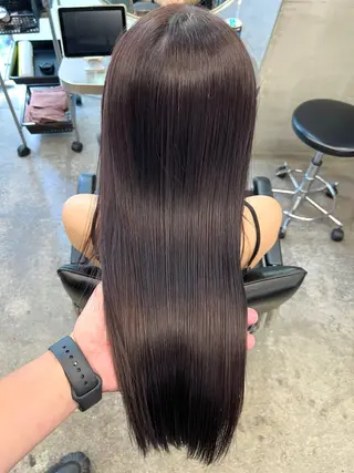 ロング カラー 前髪/顔まわりカット 艶髪/髪質改善/縮毛のヘアスタイル