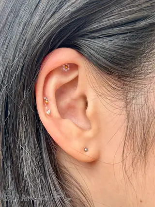 GRANDGIRL所属・ヨシダ セリナのマツエク・マツパデザイン