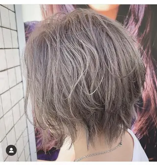 ショート 関 桃子のヘアスタイル