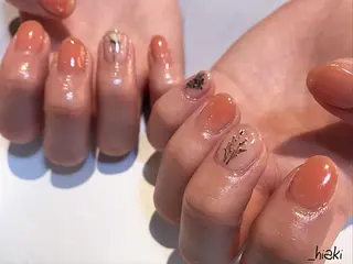 ネイル nail atelier AMBER所属・saori .の眉毛・アイブロウイメージ