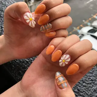 ロング カラー ヘアアレンジ キッズ ネイル マツエク・マツパ 福田 加奈のネイルデザイン