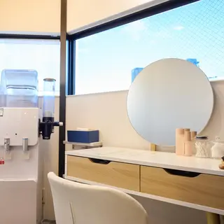 小顔矯正/姿勢矯正 美容整体師　野口杏太のエステ・リラクイメージ