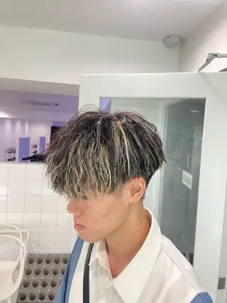 ミディアム カラー ヘアアレンジ メンズ 艶カラー の達人のヘアスタイル