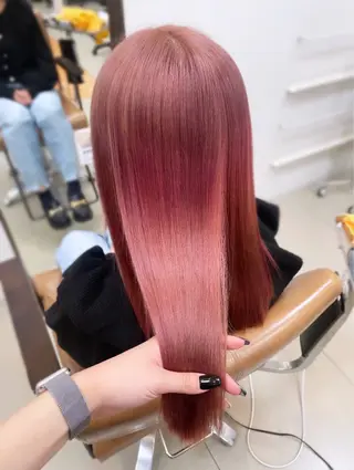 ロング カラー SOYON なんば店所属・水島 真彩のヘアスタイル