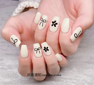 ネイル R inのネイルデザイン