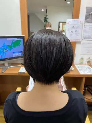 ショート 佐藤 葵のヘアスタイル