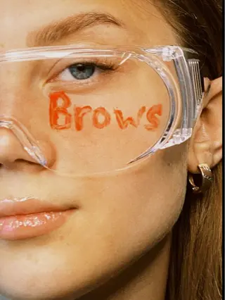 アイブロウ EYE405所属・EYE405 /Kana¨̮の眉毛・アイブロウイメージ