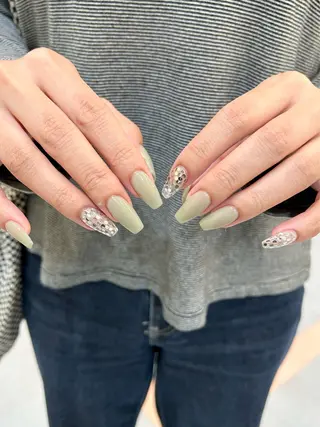 ネイル pool所属・pool SHIBATAのネイルデザイン