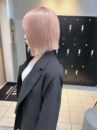 カラー ミディアム ♡韓国ヘア♡ ブリーチ✨ハイトーンのヘアスタイル