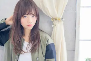 ミディアム セミロング カラー パーマ ヘアアレンジ Neolive plus所属・前田 裕介のヘアスタイル