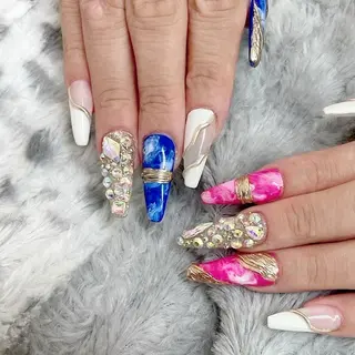 ネイル ❤️💛REBEST 京橋　nailのネイルデザイン