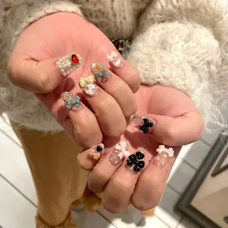 ネイル 新井 ひなののネイルデザイン