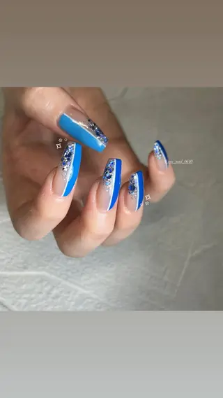 ネイル Nailist Aoiのネイルデザイン