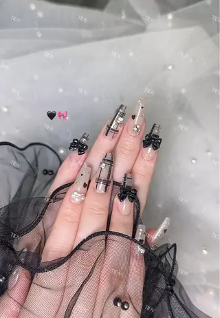 ネイル TIDY M&Mのネイルデザイン