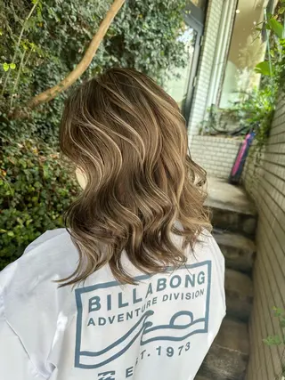 ミディアム Dimo＆所属・レイヤーカット /ダイスケのヘアスタイル