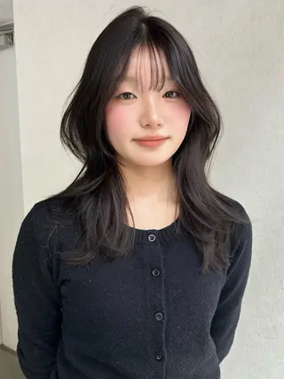 セミロング カラー ヘアアレンジ レイヤーカット×髪質 改善🇰🇷シオリのヘアスタイル