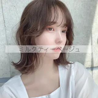 ロング カラー ヘアアレンジ 韓国レイヤー🕊️ 柔らかベージュ🧸のヘアスタイル