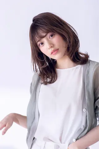 セミロング コテ巻きパーマ/韓国 パーマ/佐野のヘアスタイル