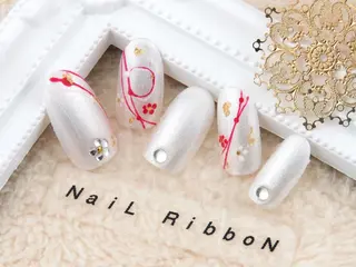 ネイル ネイルリボン 受付スタッフのネイルデザイン
