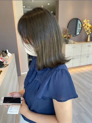 カラー 戸上 メグのヘアスタイル