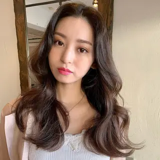 ロング カラー 透明感/オリーブ/ グレージュ/YUKAのヘアスタイル