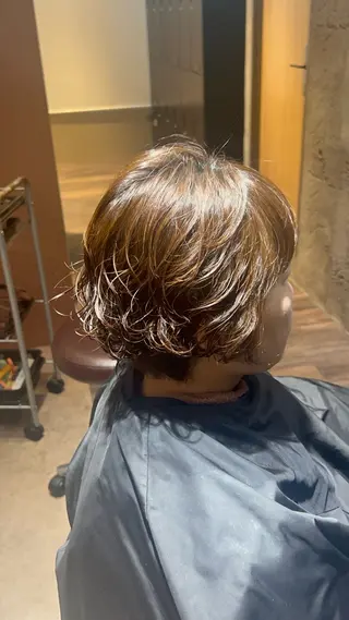 ショート lafith hair Glanz 桂所属・かじももな｜縮毛矯正 ｜透明感カラーのヘアスタイル