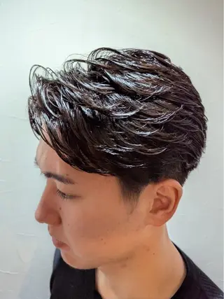 ミディアム メンズ ヒロ銀座バーバーショップ難波店所属・塩崎 仁彦のヘアスタイル